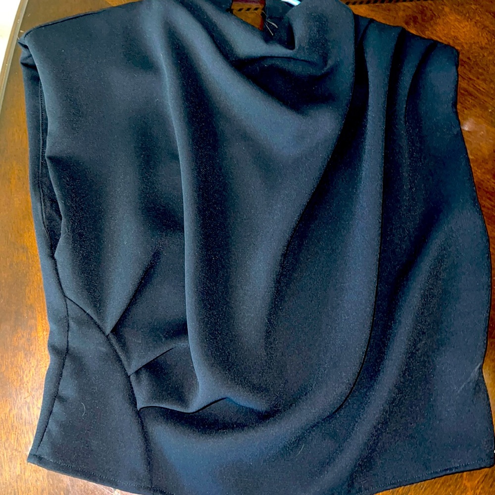 Zara black should pad top